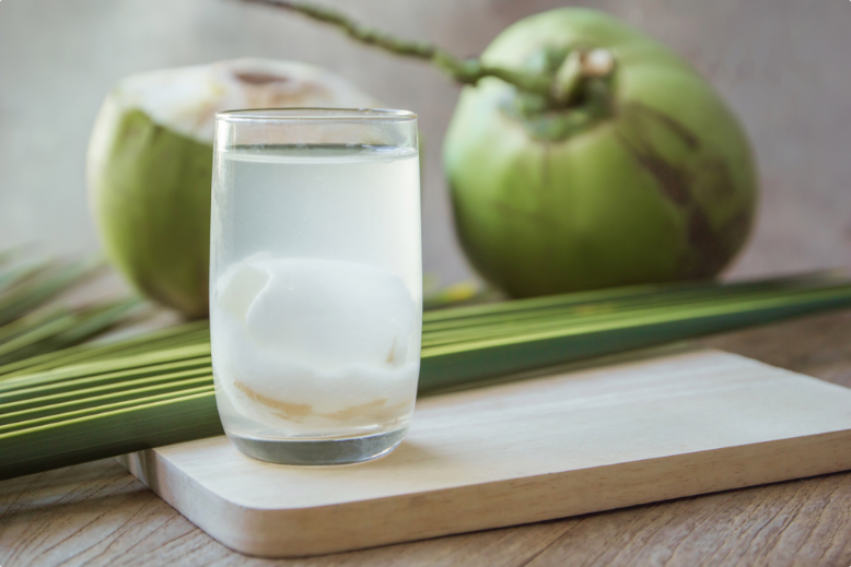 Screenshot 2018 4 9 Sudah Coba Minum Air Kelapa di Pagi Hari Ini Manfaatnya Bagi Tubuh